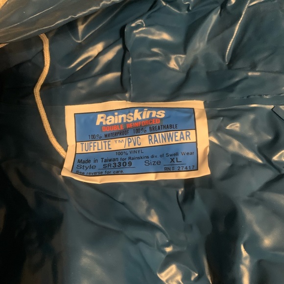 Jacket Rainwear Size X-Large - Picture 2 of 3